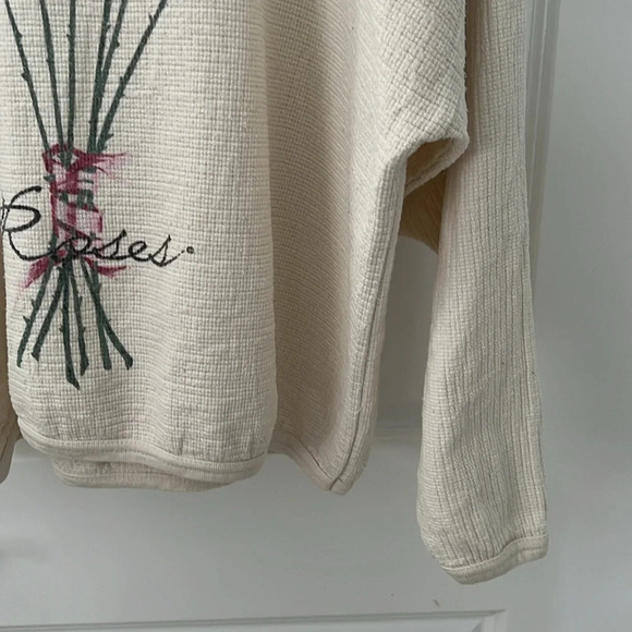 long sleeve top sweater roses . Chic. Woman - Picture 9 of 9